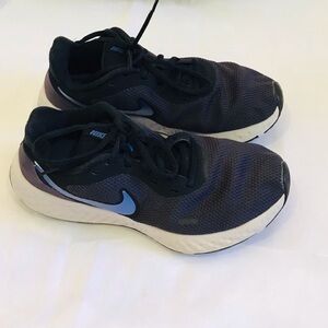 Nike Black and Gray Athletic Sneakers
